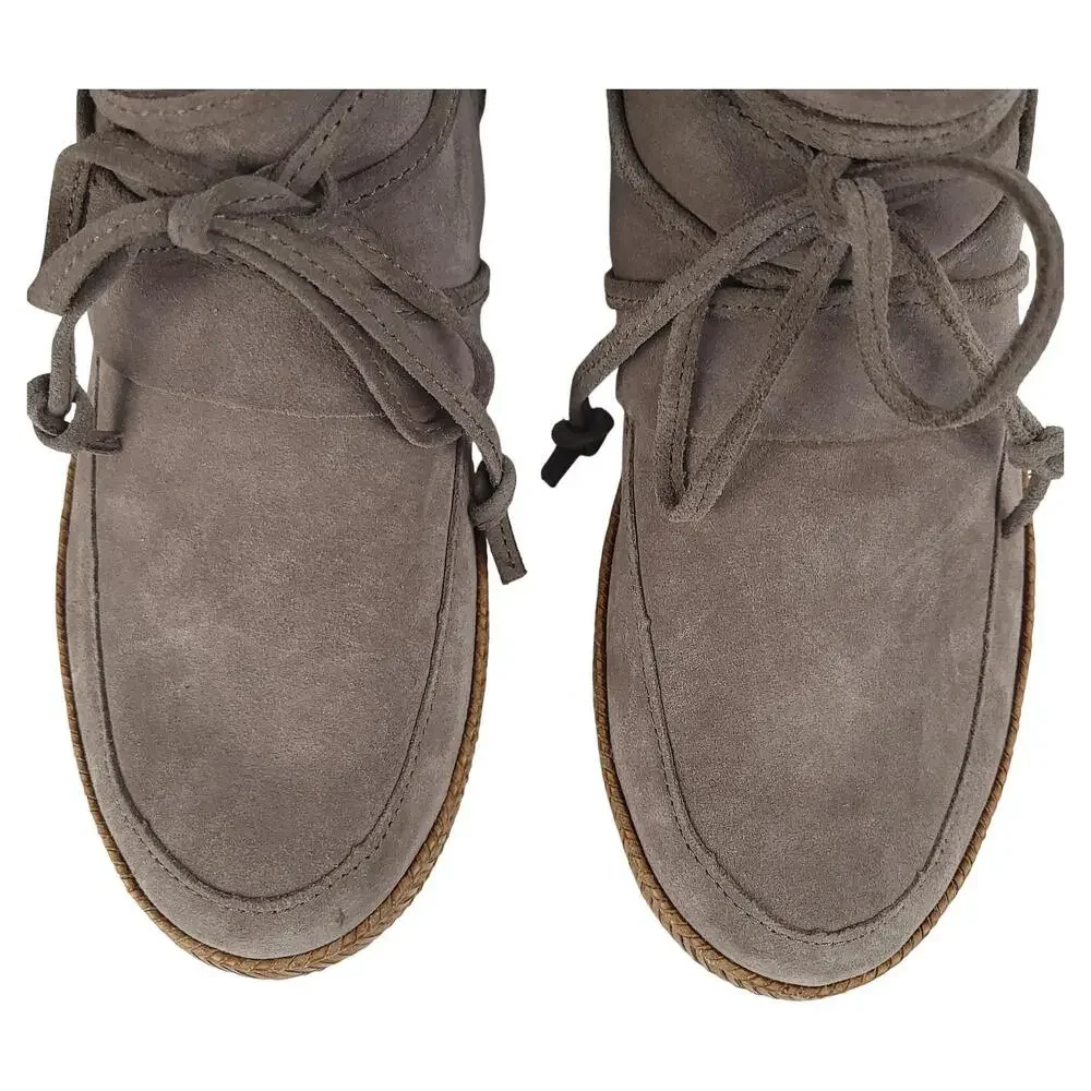 UGG excellent preowned